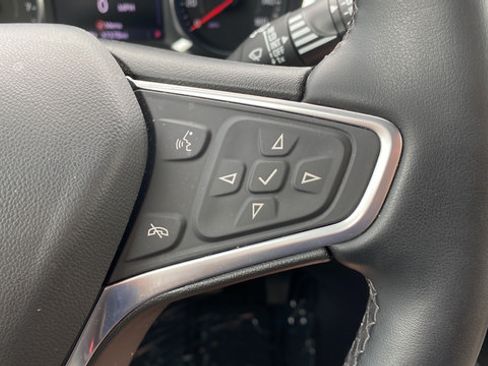Used 2023 Chevrolet Equinox Premier AWD/4WD image 34