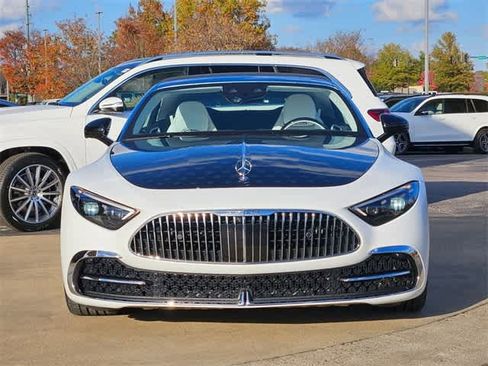 Used 2026 Mercedes-Benz Maybach SL 680 image 3