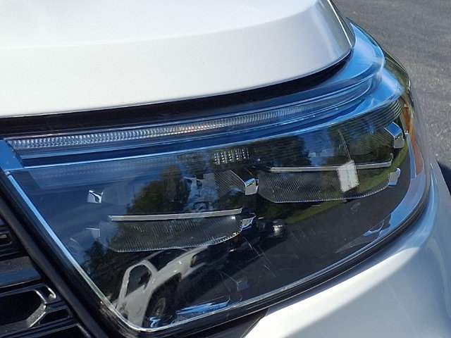 Used 2023 Ford Explorer XLT w/ Equipment Group 202A AWD/4WD image 12