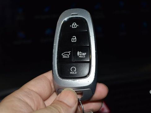 Used 2023 Hyundai Santa Fe XRT image 18