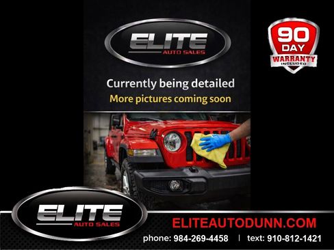 Used 2019 GMC Canyon SLE image 1