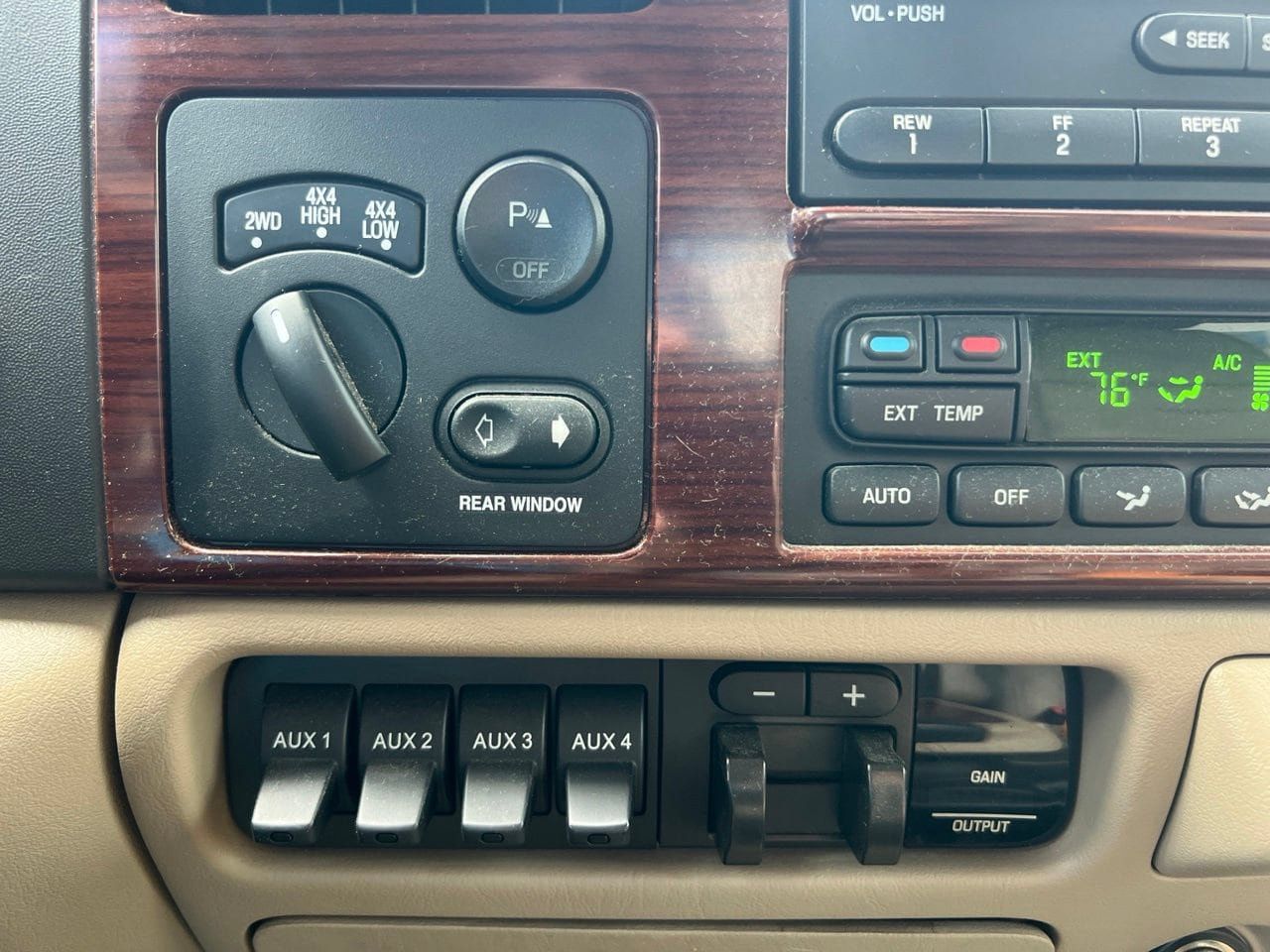 Used 2006 Ford F350 XL AWD/4WD image 18