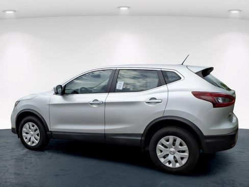 Used 2020 Nissan Rogue Sport S FWD image 18