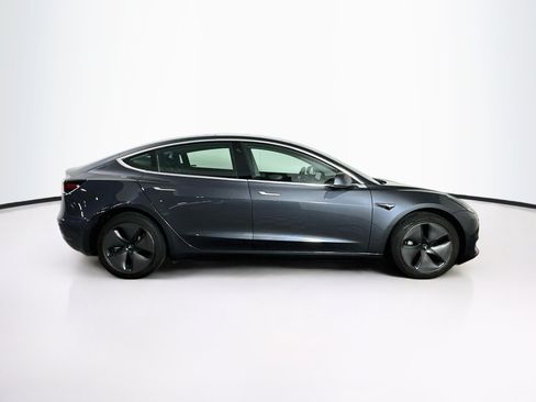 Used 2019 Tesla Model 3 Standard Range Plus RWD image 10