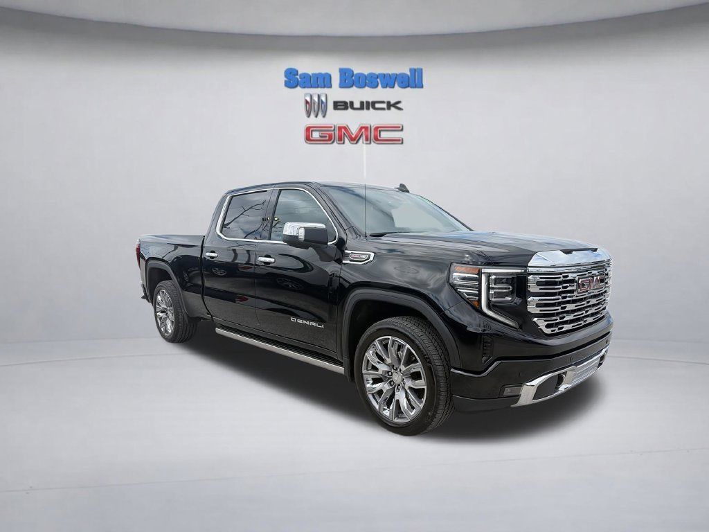 Used 2025 GMC Sierra 1500 Denali w/ Denali Reserve Package AWD/4WD image 3