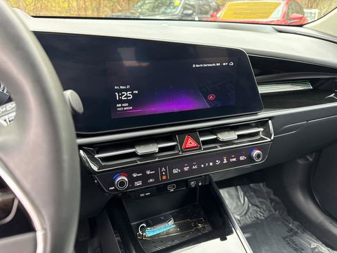 Used 2025 Kia Niro Wind w/ Wind Preserve Package image 21