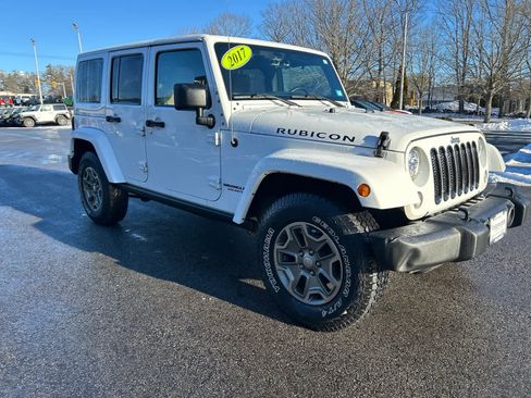 Used 2017 Jeep Wrangler Unlimited Rubicon w/ Dual Top Group image 2