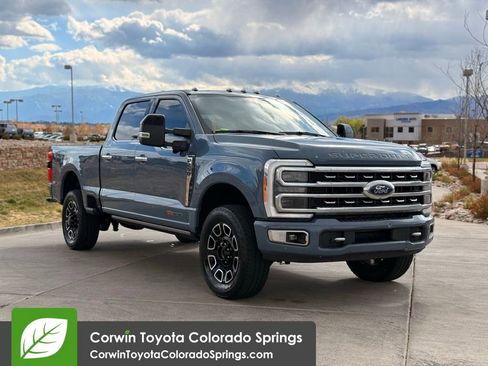 Used 2023 Ford F250 Platinum AWD/4WD image 1
