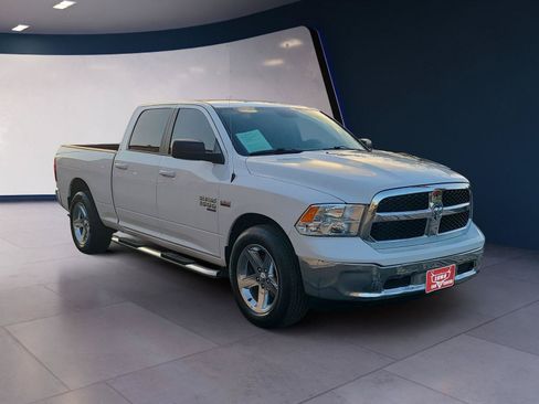 Used 2019 RAM 1500 Classic SLT RWD image 7