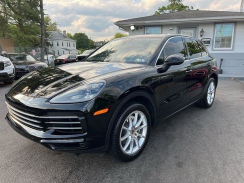 Used 2020 Porsche Cayenne AWD/4WD image 3