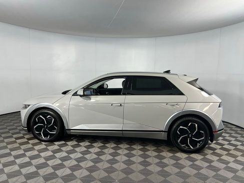 Used 2023 Hyundai Ioniq 5 Limited image 12
