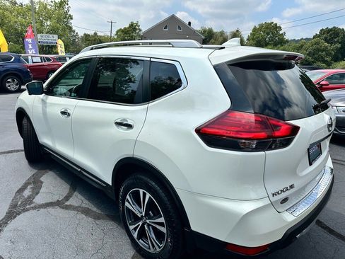 Used 2017 Nissan Rogue SL image 4