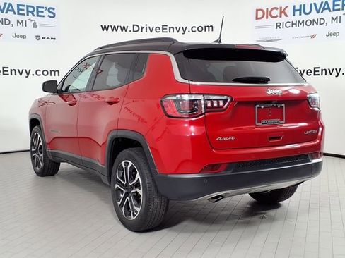 Used 2023 Jeep Compass Limited AWD/4WD image 6