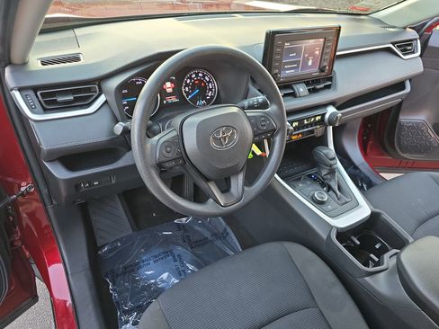 Certified 2022 Toyota RAV4 LE image 16