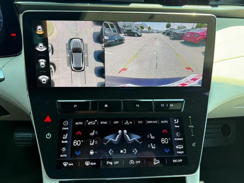 Used 2023 Maserati Grecale Modena AWD/4WD image 21