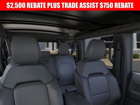 New 2025 Ford Bronco Big Bend w/ Black Diamond Package image 12