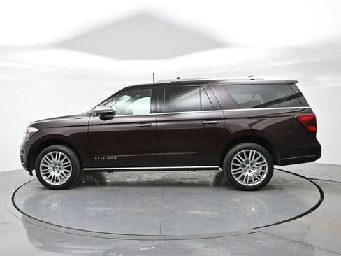Used 2023 Ford Expedition Max Platinum image 4