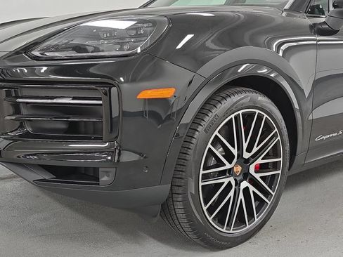 Used 2026 Porsche Cayenne S AWD/4WD image 11
