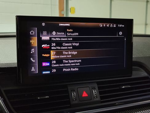 Used 2022 Audi SQ5 Premium Plus w/ Premium Plus Package image 37