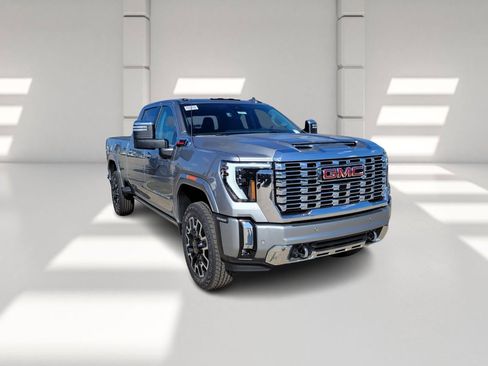 New 2026 GMC Sierra 2500 Denali w/ Denali Reserve Package image 3