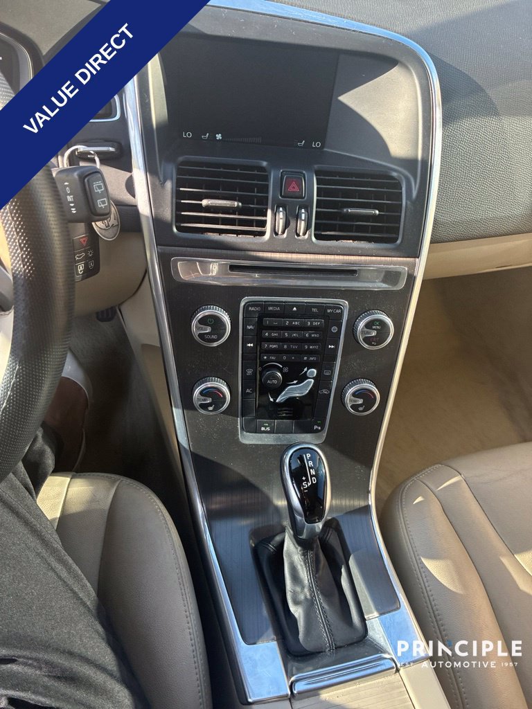 Used 2015 Volvo XC60 T6 AWD/4WD image 8