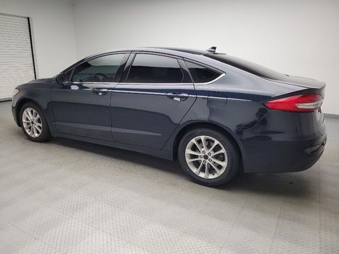Used 2020 Ford Fusion SE FWD image 3