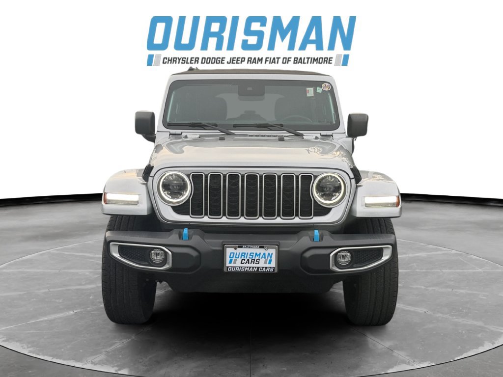 Used 2024 Jeep Wrangler Unlimited Sahara w/ Safety Group AWD/4WD image 8