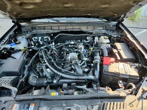 Used 2024 Ford Bronco Badlands AWD/4WD image 29