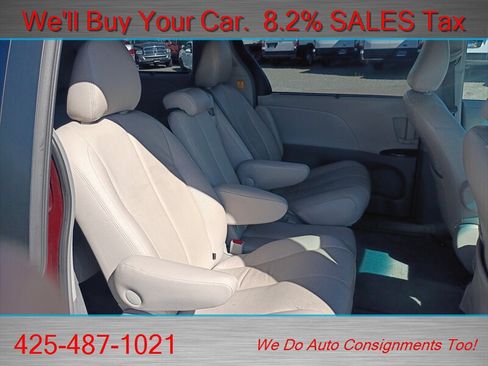 Used 2011 Toyota Sienna LE FWD image 14