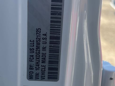 Used 2021 Jeep Wrangler Unlimited Sport image 34