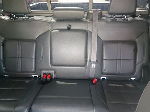 Used 2024 Chevrolet Silverado 1500 High Country w/ High Country Premium Package AWD/4WD image 14