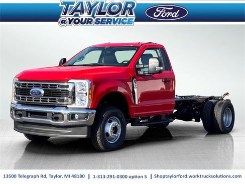 New 2025 Ford F350 XL w/ XL Chrome Package image 1