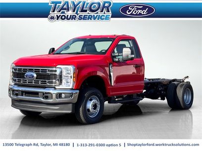 New 2025 Ford F350 XL w/ XL Chrome Package