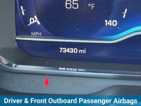 Used 2023 Chevrolet Suburban Premier image 21