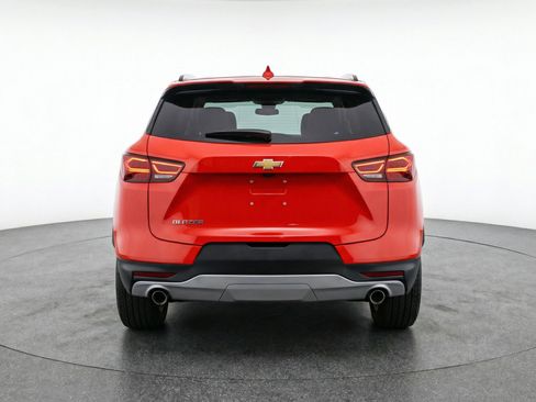Used 2025 Chevrolet Blazer LT image 7
