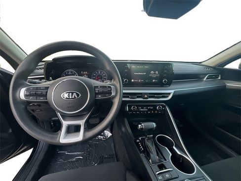 Used 2022 Kia K5 LXS image 21
