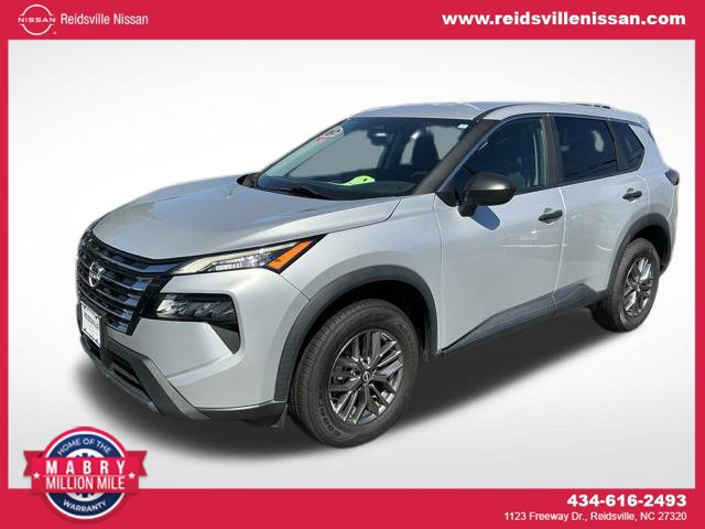 Used 2024 Nissan Rogue S AWD/4WD image 1