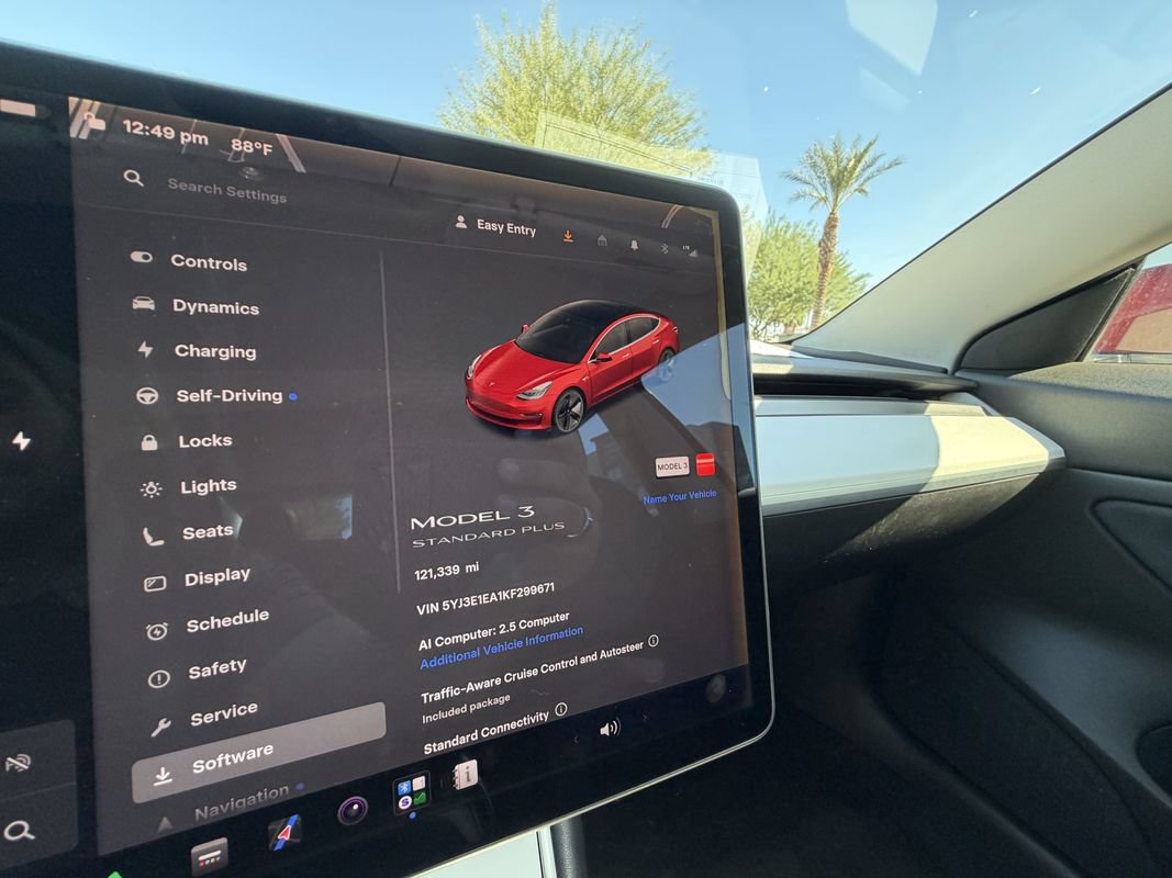 Used 2019 Tesla Model 3 Standard Range RWD image 12