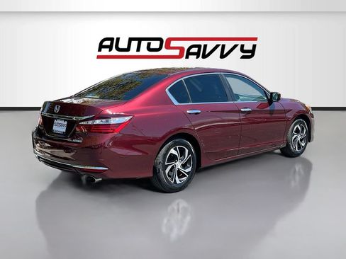 Used 2017 Honda Accord LX image 7