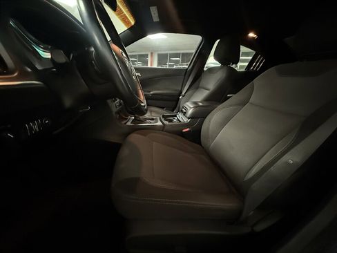 Used 2018 Dodge Charger SXT w/ Blacktop Package image 24