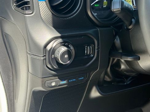 Used 2024 Jeep Wrangler Unlimited Rubicon 4xe AWD/4WD image 28