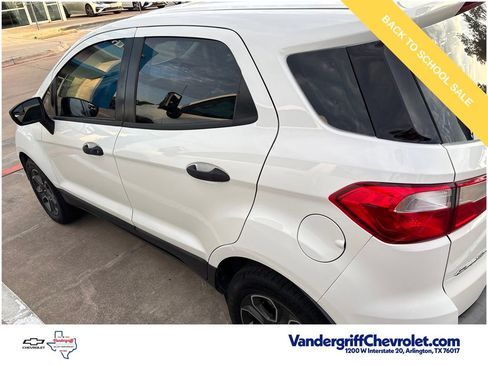 Used 2018 Ford EcoSport S FWD image 8