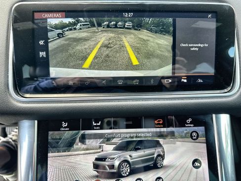 Used 2018 Land Rover Range Rover Sport HSE image 15