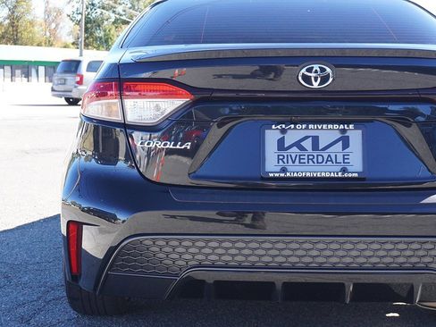 Used 2021 Toyota Corolla SE image 12