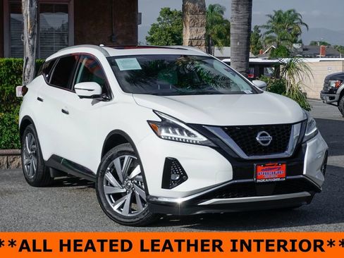 Used 2020 Nissan Murano SL w/ Moonroof Package FWD image 2