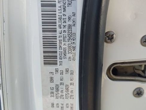 Used 2017 RAM 1500 Big Horn AWD/4WD image 9