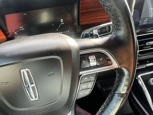 Used 2019 Lincoln Navigator L Reserve w/ Cargo Package AWD/4WD image 19