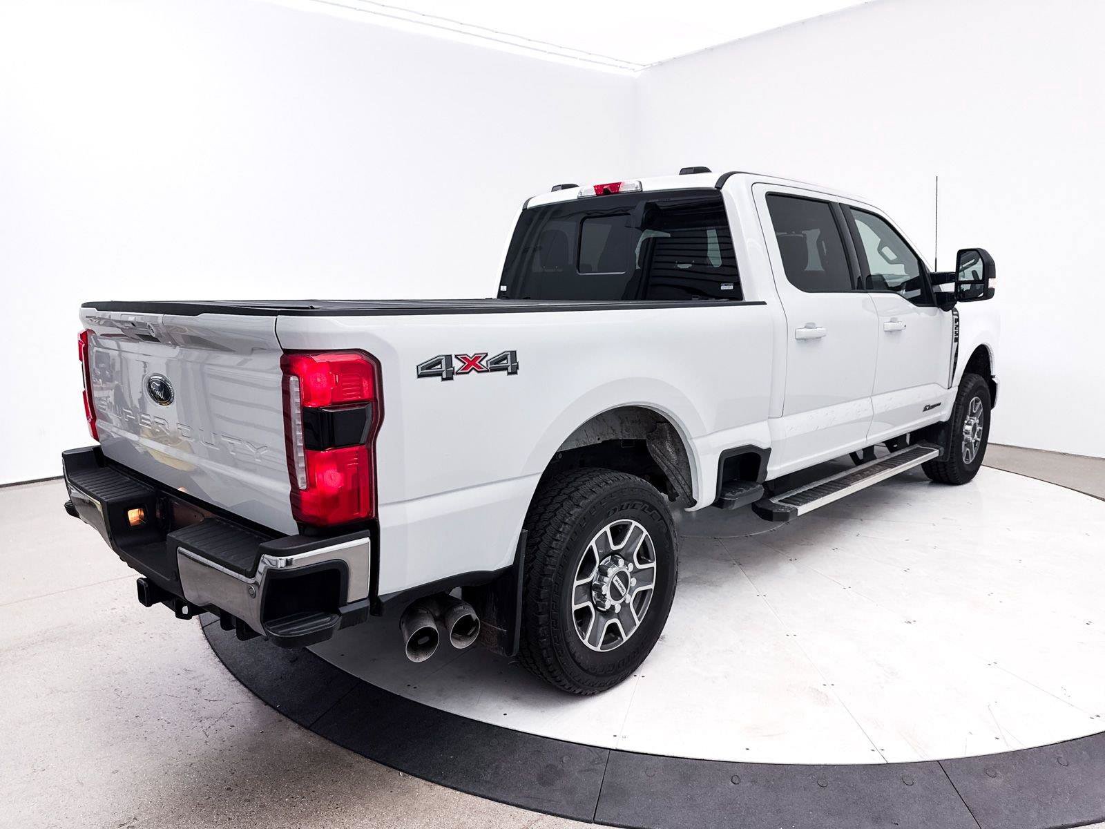 Used 2024 Ford F250 Lariat AWD/4WD image 14