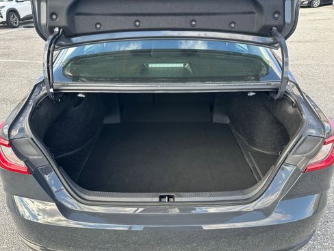 Used 2025 Toyota Camry LE image 30