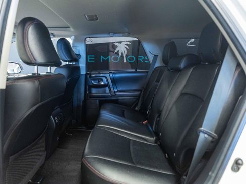 Used 2020 Toyota 4Runner TRD Off-Road Premium w/ Moonroof Package AWD/4WD image 9